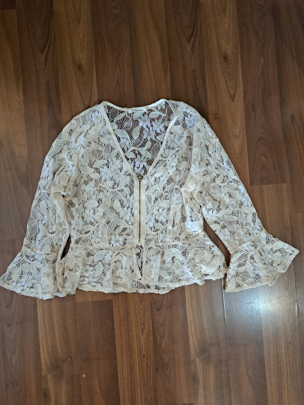 Floral Lace Zip-Front Peplum Blouse in Cream, Fairycore, Whimisgoth, Classic
